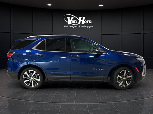Used 2022 Chevrolet Equinox Premier AWD/4WD image 8