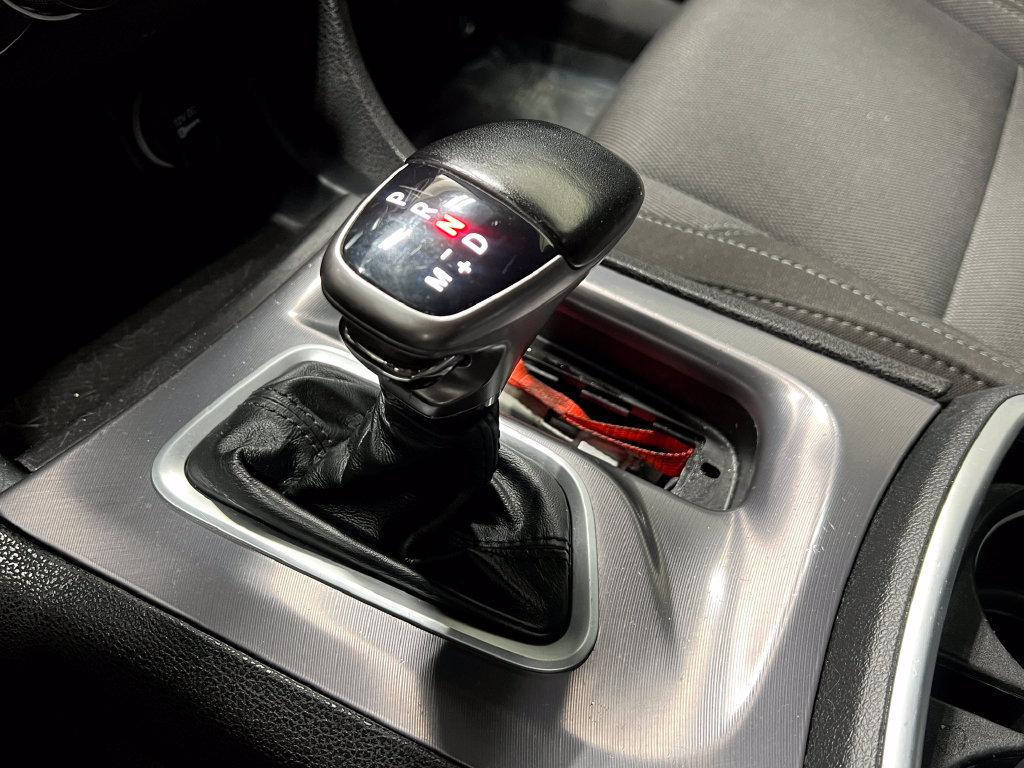 Used 2022 Dodge Charger SXT AWD/4WD image 30