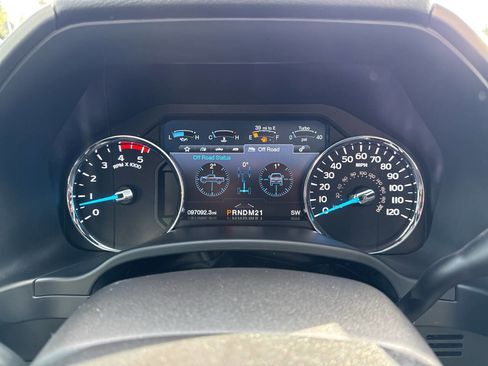 Used 2018 Ford F350 Platinum w/ Platinum Ultimate Package image 39