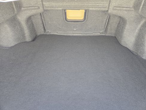 Used 2018 Toyota Avalon XLE Premium image 34