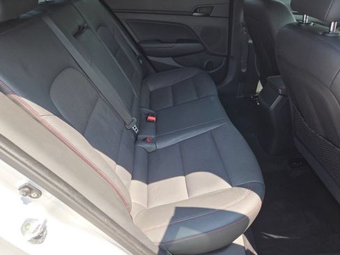 Used 2018 Hyundai Elantra Sport FWD image 5