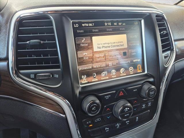 Used 2015 Jeep Grand Cherokee Overland w/ Advanced Technology Group AWD/4WD image 19