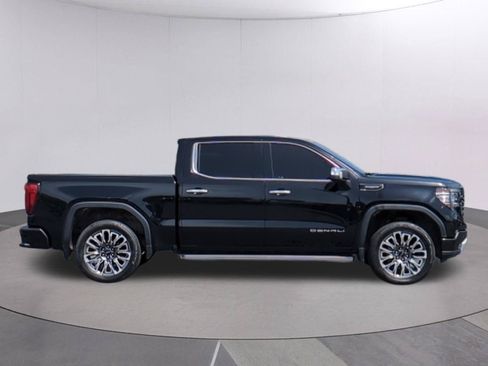 Used 2023 GMC Sierra 1500 Denali Ultimate AWD/4WD image 8