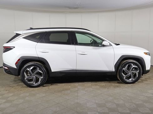 Used 2022 Hyundai Tucson Limited AWD/4WD image 19