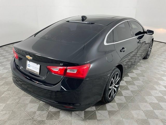 Used 2017 Chevrolet Malibu LT w/ Leather Package FWD image 10