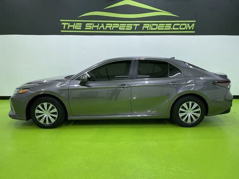 Used 2023 Toyota Camry LE image 6