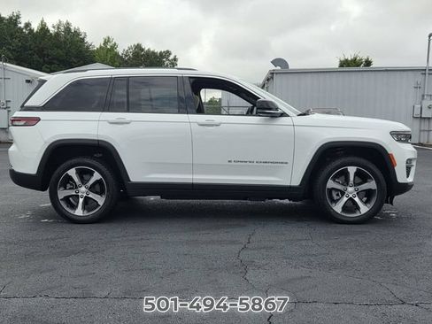 Used 2022 Jeep Grand Cherokee Limited 4xe AWD/4WD image 6