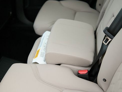 New 2026 Volvo XC90 T8 Plus image 20