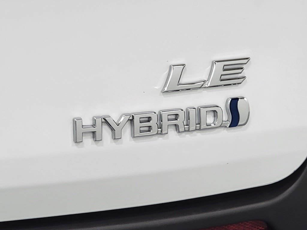 Used 2024 Toyota Sienna LE FWD image 10