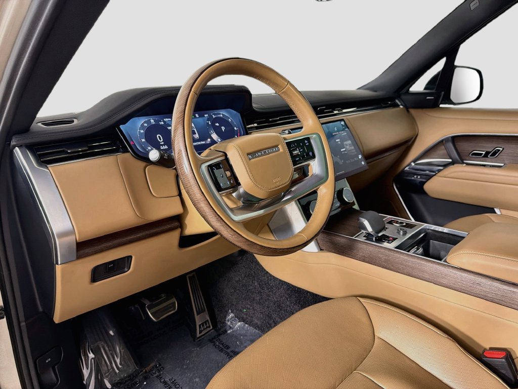 Certified 2023 Land Rover Range Rover SE AWD/4WD image 9