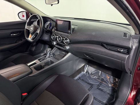 Used 2020 Nissan Sentra SV image 11
