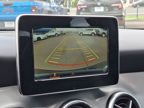 Used 2016 Mercedes-Benz CLA 250 image 18