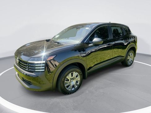 Used 2026 Nissan Kicks S FWD image 1