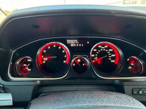 Used 2017 GMC Acadia Limited SLT AWD/4WD image 32