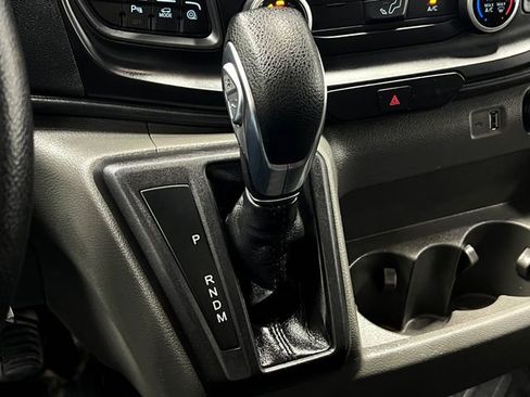 Used 2022 Ford Transit 250 148 High Roof Extended image 31