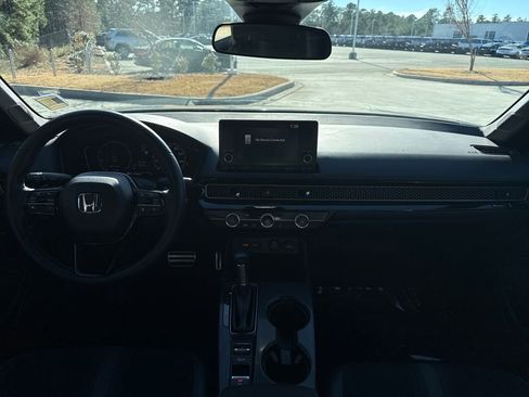 Used 2023 Honda Civic Sport image 16