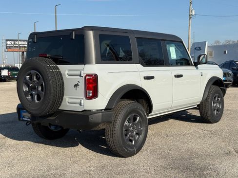 New 2026 Ford Bronco Big Bend image 3