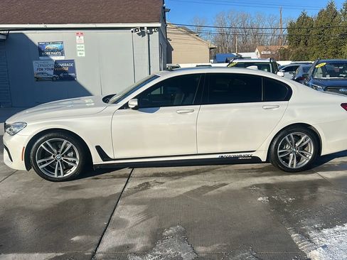 Used 2018 BMW 750i xDrive image 5