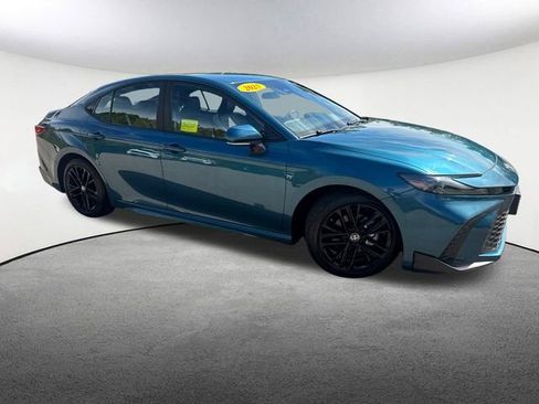 Certified 2025 Toyota Camry SE image 15