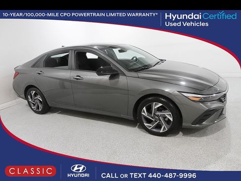 Certified 2025 Hyundai Elantra Sport FWD image 1