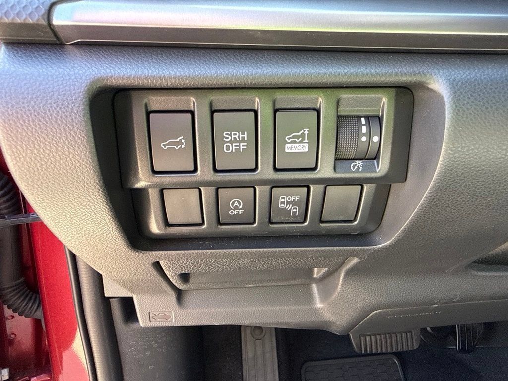 Used 2024 Subaru Forester Premium AWD/4WD image 13