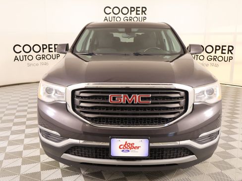 Used 2019 GMC Acadia SLE image 8