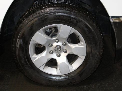 Used 2023 RAM 1500 Lone Star image 29