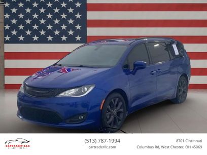Used 2020 Chrysler Pacifica Touring-L Plus