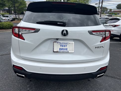 Used 2023 Acura RDX FWD w/ Technology Package image 4
