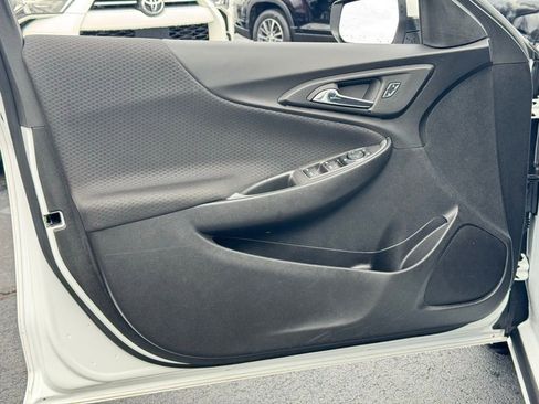 Used 2024 Chevrolet Malibu LT image 26