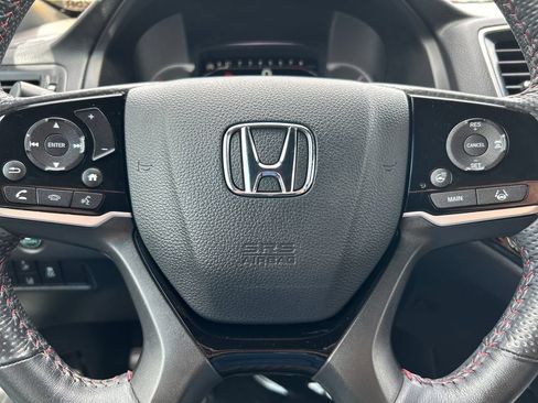 Used 2024 Honda Passport Black Edition image 9