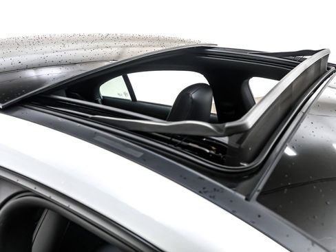 Used 2022 Mercedes-Benz CLA 250 image 23