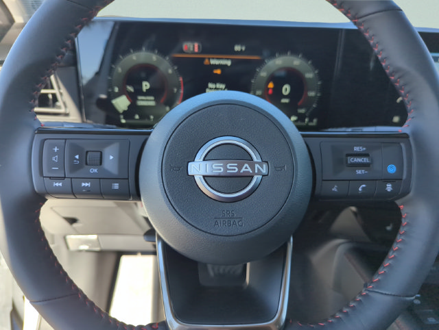 Used 2026 Nissan Kicks SR w/ Cold Weather Package FWD image 31