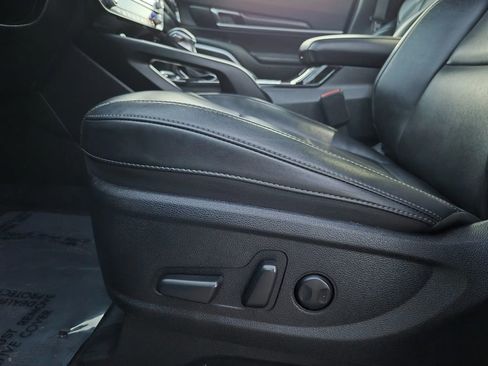 Certified 2025 Kia Telluride S image 14