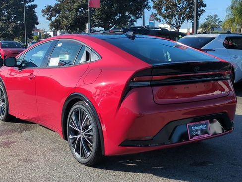 New 2026 Toyota Prius Limited image 9