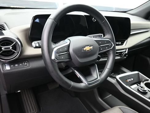 Used 2026 Chevrolet Equinox LT w/ Convenience Package II AWD/4WD image 23
