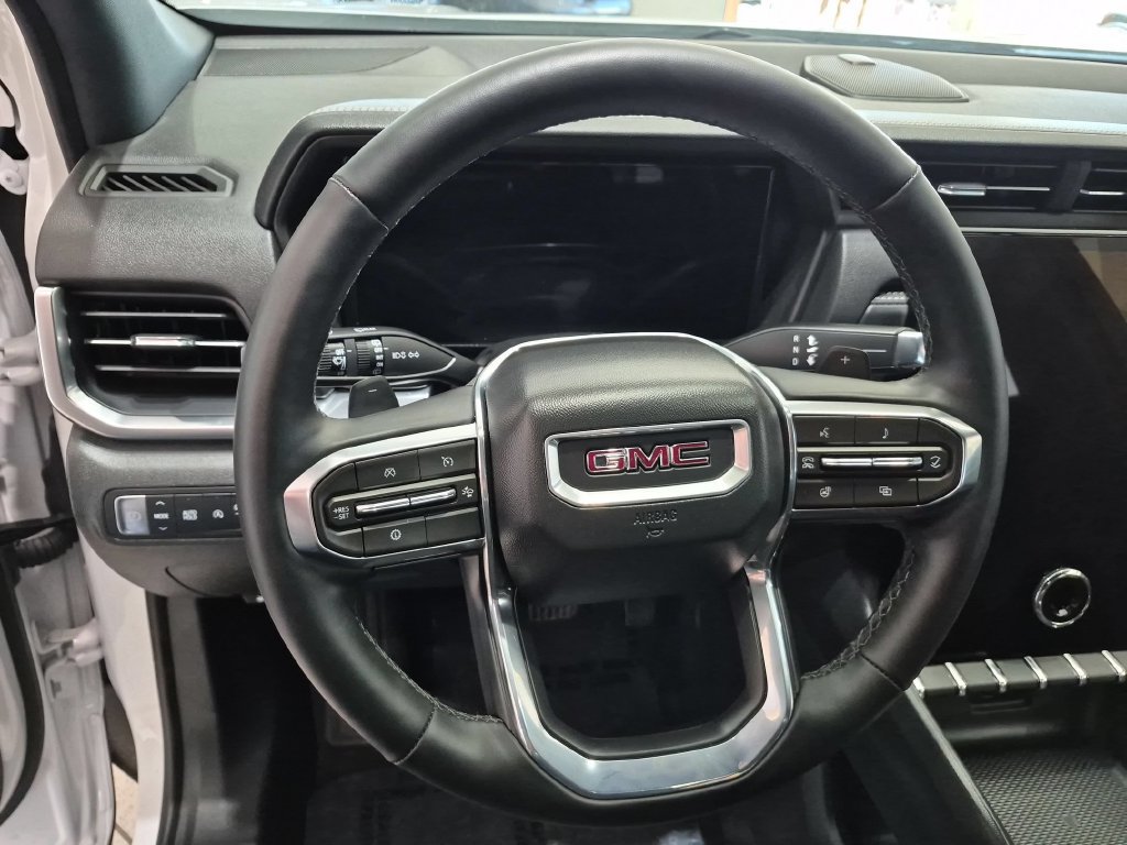 Used 2026 GMC Terrain Elevation FWD image 19