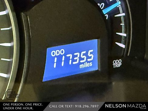 Used 2013 Toyota Camry LE FWD image 28