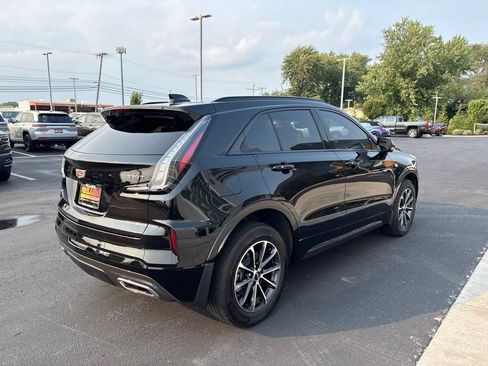 Used 2025 Cadillac XT4 Sport AWD/4WD image 5