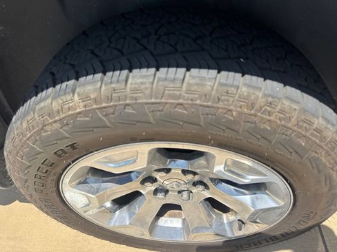 Used 2019 RAM 1500 Big Horn AWD/4WD image 12