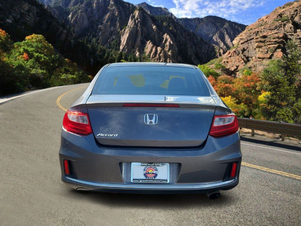 Used 2013 Honda Accord LX-S image 4