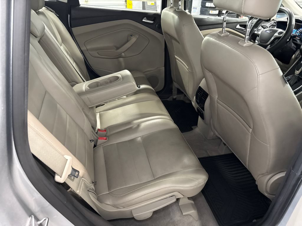 Used 2013 Ford C-MAX SEL FWD image 16