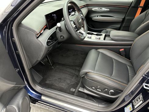 Certified 2026 Genesis GV70 3.5T Sport Advanced AWD/4WD image 11