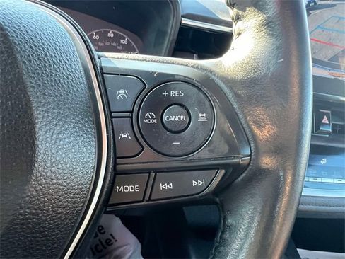 Certified 2023 Toyota Corolla SE image 29