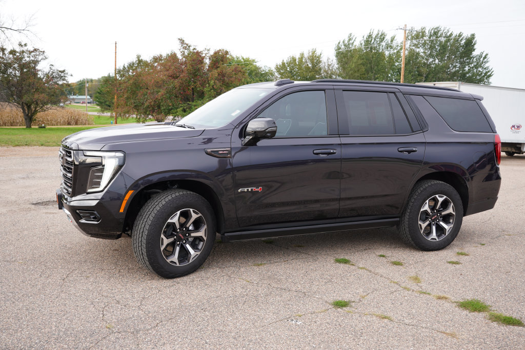 Used 2026 GMC Yukon AT4 Ultimate AWD/4WD image 10