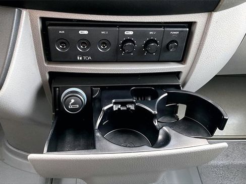 Used 2011 Mercedes-Benz Sprinter 2500 image 26