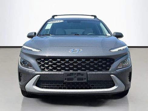 Used 2023 Hyundai Kona SEL AWD/4WD image 3