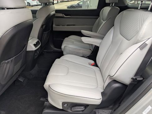 Used 2023 Hyundai Palisade SEL image 20