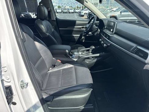 Used 2021 Kia Telluride S AWD/4WD image 19