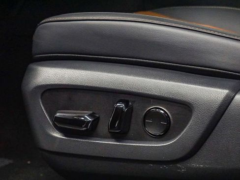 Used 2025 Lexus GX 550 image 21